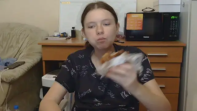 JessicaHolland1 online show from July 24, 7:23 pm