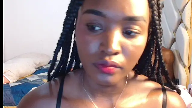YANADEBAYO online show from June 7, 6:22 pm