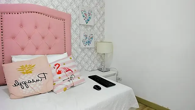 sofia martinez 9 online show from June 24, 7:13 pm