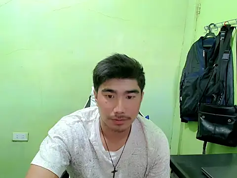 Snapshot of Hunkfireman chatting on June 4, 12:49 am Hunkfireman online show from June 4, 12:49 am