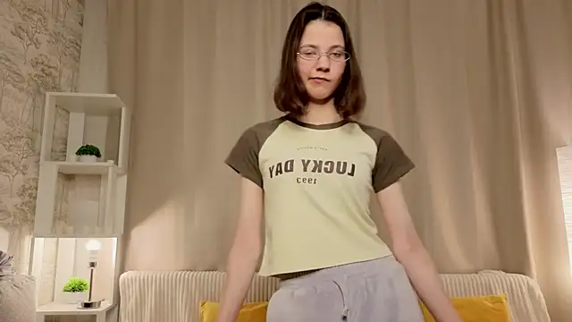 SheliaBinkley online show from April 14, 8:15 pm