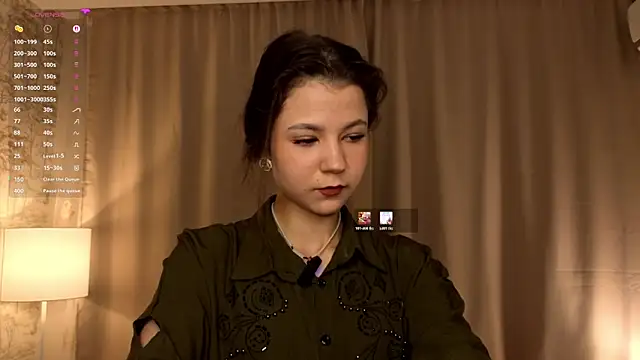 Snapshot of SheliaBinkley chatting on June 13, 6:06 pm SheliaBinkley online show from June 13, 6:06 pm