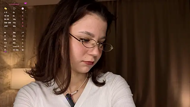 Snapshot of SheliaBinkley chatting on June 14, 6:43 pm SheliaBinkley online show from June 14, 6:43 pm