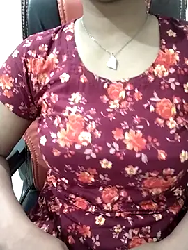 cute-bird- online show from April 5, 7:38 am