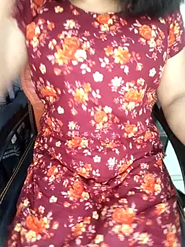 cute-bird- online show from April 6, 3:24 pm