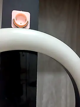 Snapshot of Ameliag12 chatting on April 10, 5:12 am Ameliag12 online show from April 10, 5:12 am