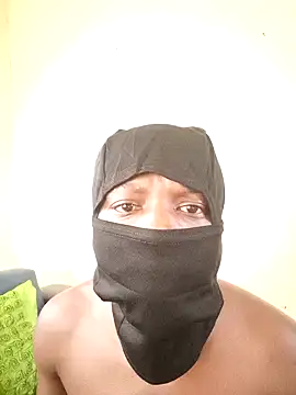 MaskedWithCum online show from April 5, 11:51 am