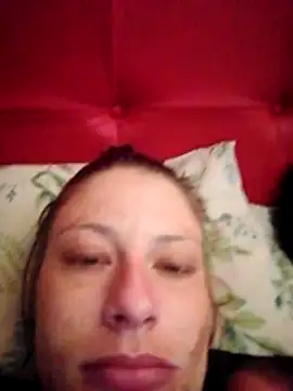 Snapshot of Hildaqii chatting on June 5, 6:52 am Hildaqii online show from June 5, 6:52 am