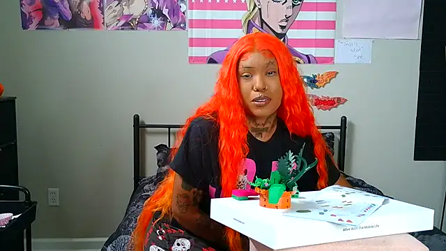 Snapshot of spookiebaddie chatting on June 18, 6:23 pm spookiebaddie online show from June 18, 6:23 pm