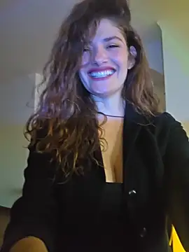 CelineBoyer  online show from May 22, 9:31 pm