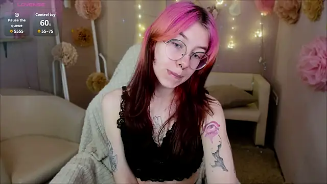 Alice Nyx online show from May 15, 8:38 pm