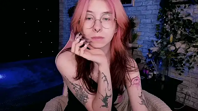 Alice Nyx online show from June 26, 7:40 pm