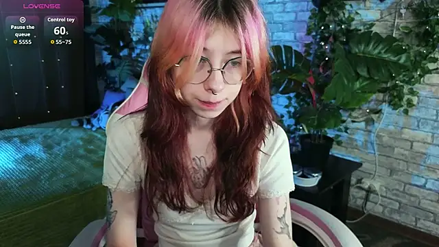 Alice Nyx online show from July 12, 8:33 pm