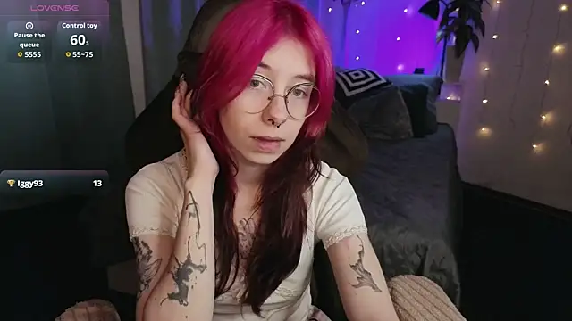 Alice Nyx online show from July 28, 8:45 pm