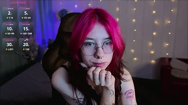 Alice Nyx online show from July 30, 8:30 pm