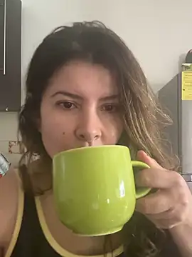 DivvaOficiall1 online show from April 4, 4:04 pm