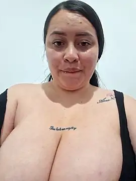 Stefiilove- online show from April 9, 3:28 am