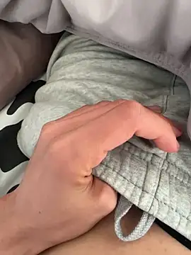 LemmonB online show from April 7, 7:20 am