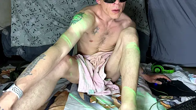 Lulituns online show from April 4, 5:38 am