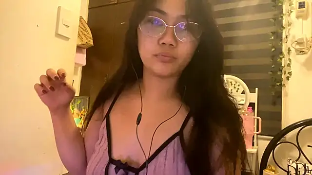 GlindaDejardin online show from June 12, 10:19 pm