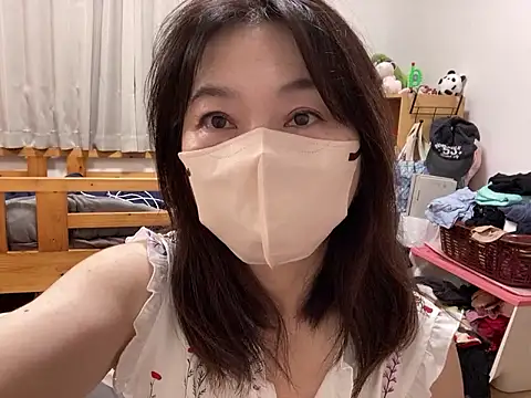 lemonade madame online show from July 1, 1:02 pm