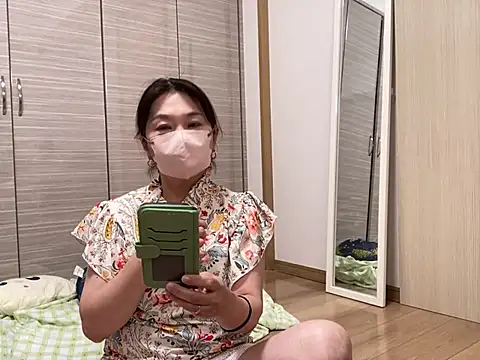 lemonade madame online show from July 7, 12:42 pm
