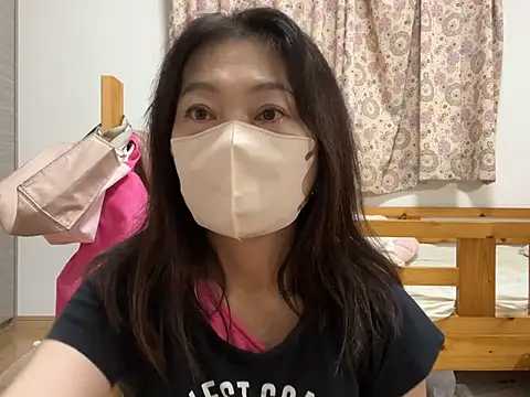 lemonade madame online show from July 9, 10:41 am