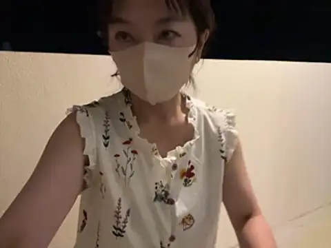 lemonade madame online show from July 30, 12:15 pm