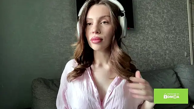 anycamx online show from April 13, 6:19 am