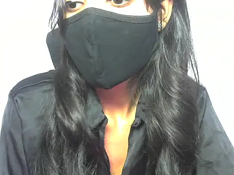 Shanaya xo online show from July 9, 3:38 pm