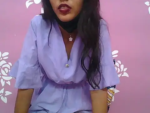 Shanaya xo online show from July 27, 4:58 pm