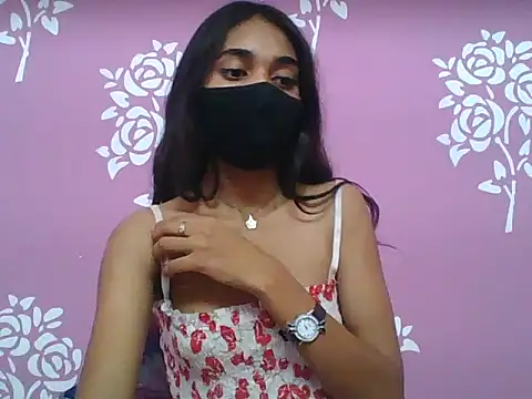 Shanaya xo online show from July 29, 4:49 pm