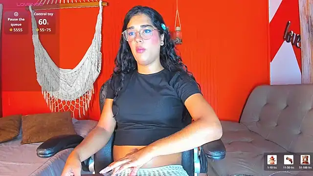 liahspencer online show from June 9, 7:58 pm