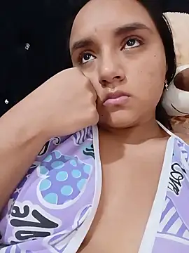 Valentina Narvaez online show from June 13, 6:06 pm