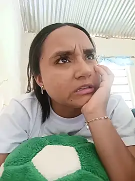 Valentina Narvaez online show from June 15, 7:27 pm