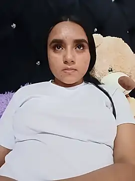 Valentina Narvaez online show from June 19, 6:12 pm