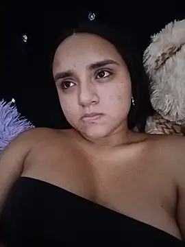 Valentina Narvaez online show from June 20, 8:00 pm