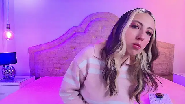 sweetlyundone online show from July 22, 7:38 pm