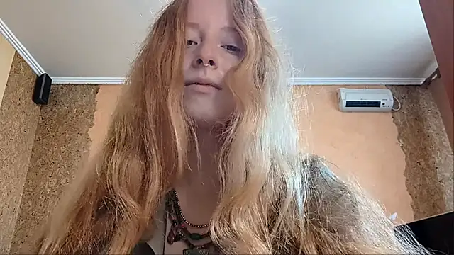 KateVibe 01 online show from June 12, 3:05 am