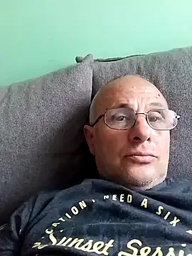 Snapshot of 69samir96 chatting on May 31, 10:44 am 69samir96 online show from May 31, 10:44 am