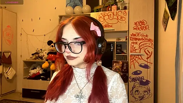 RedHeadCat online show from June 7, 11:52 pm