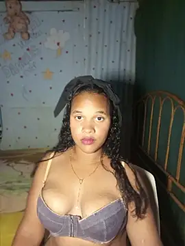 michelle castillo online show from June 10, 11:03 pm