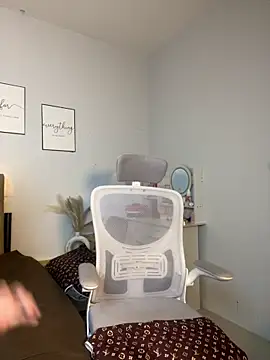 JassmineLove online show from June 7, 7:34 am
