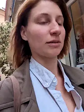Julialexxxx online show from June 5, 7:14 am
