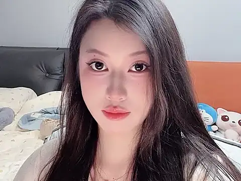 Snapshot of Abby686868 chatting on April 12, 2:27 am Abby686868 online show from April 12, 2:27 am