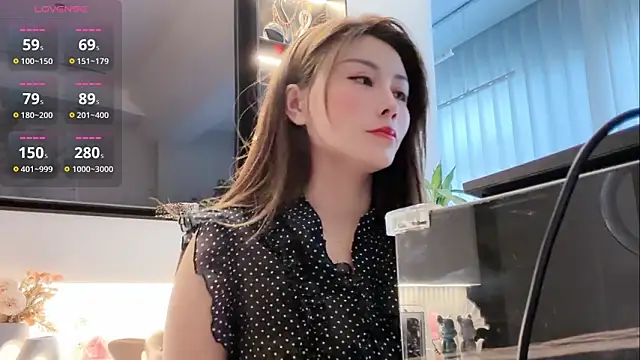 tingting-youu online show from June 9, 11:33 am
