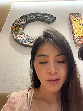 elaine616 online show from April 20, 9:45 am