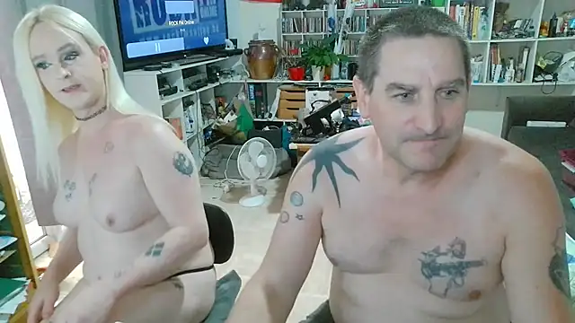 Snapshot of teddythebeer86 chatting on July 21, 2:30 pm teddythebeer86 online show from July 21, 2:30 pm
