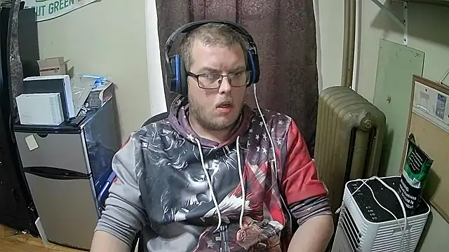 andrewjohn37 online show from April 5, 4:15 pm