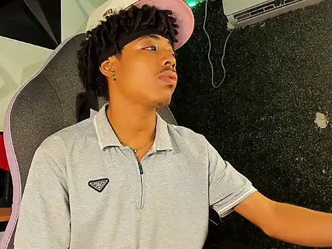 velvetcouple x online show from May 1, 1:32 am